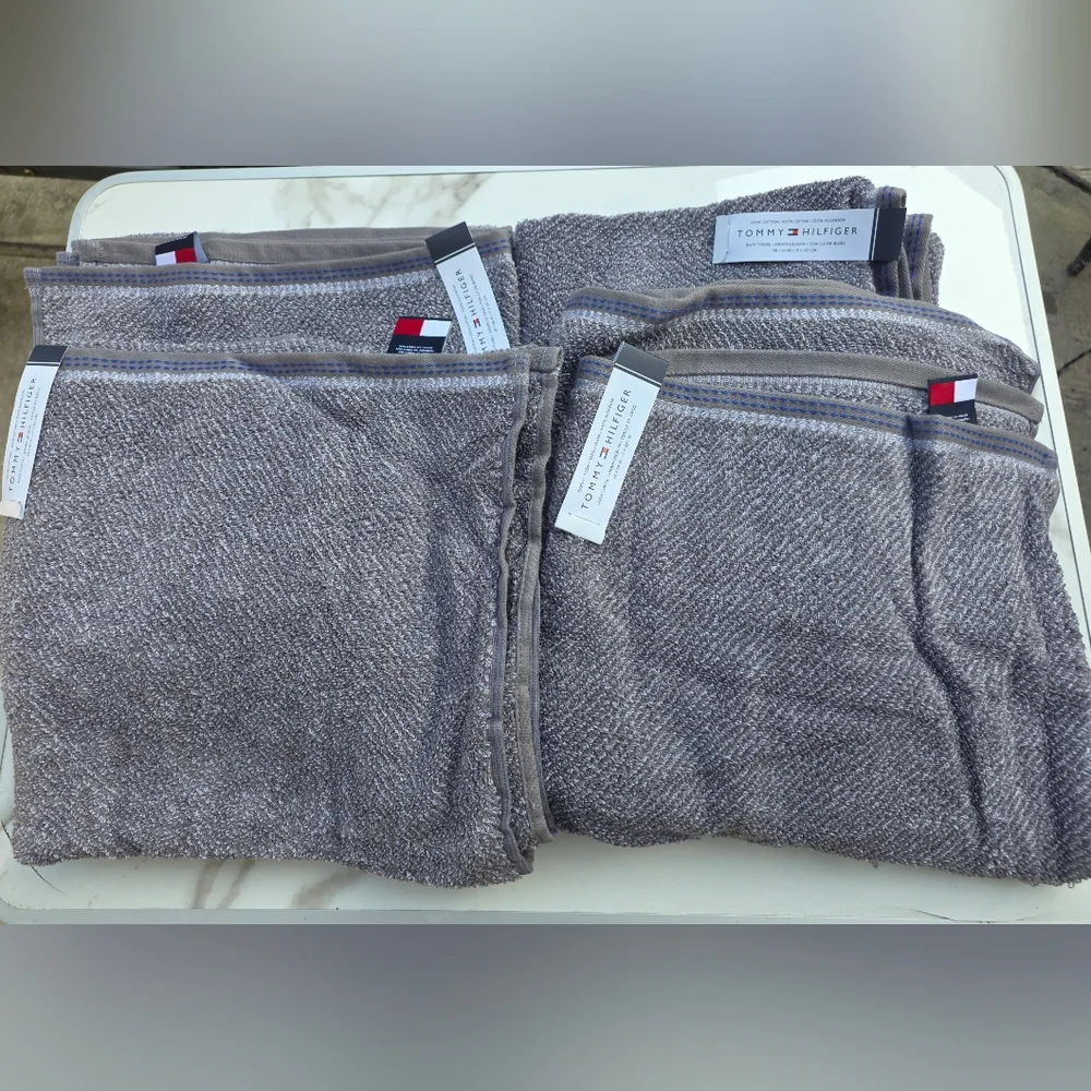 Vintage Tommy Hilfiger Bath Towel Gray White Blue